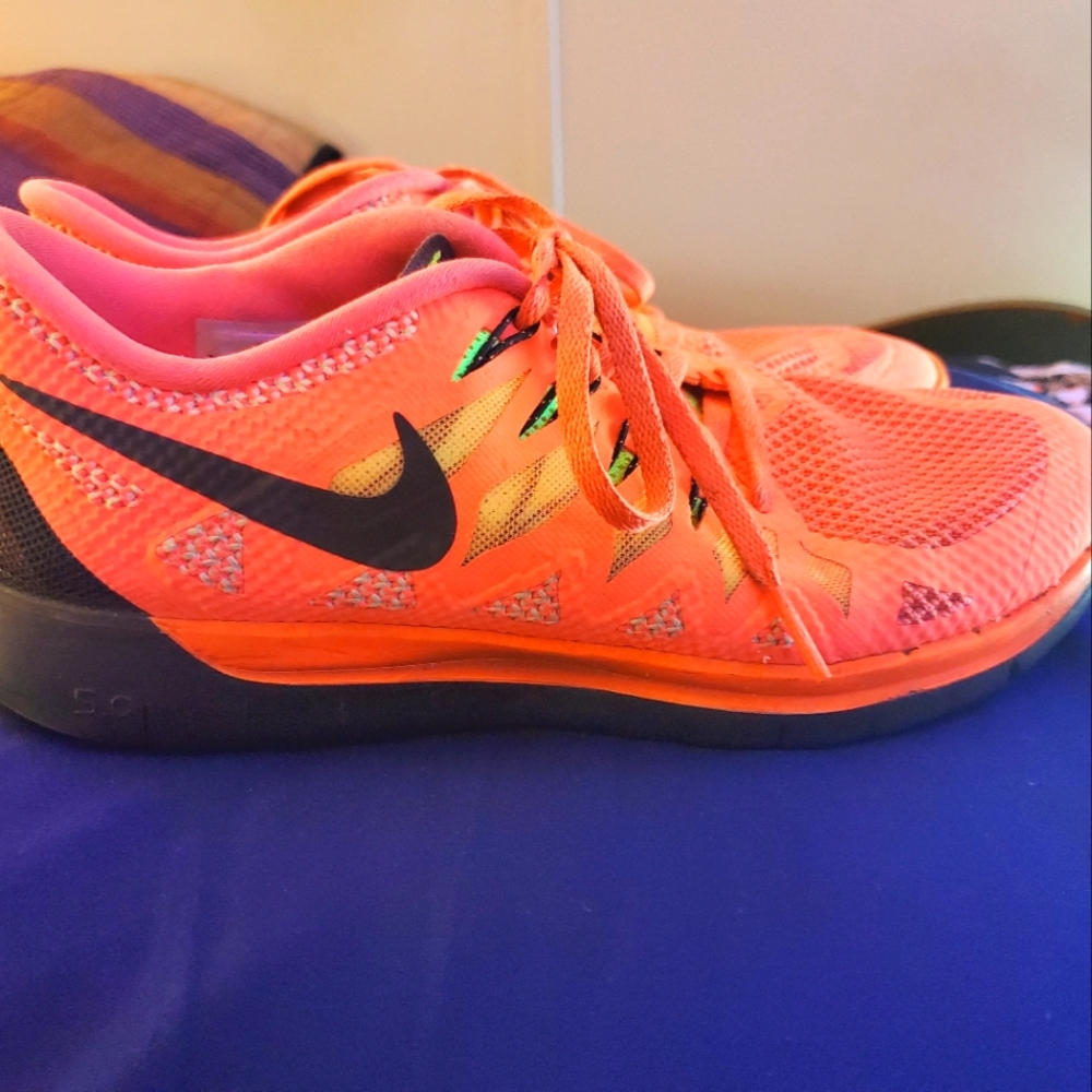 Nike women shoes